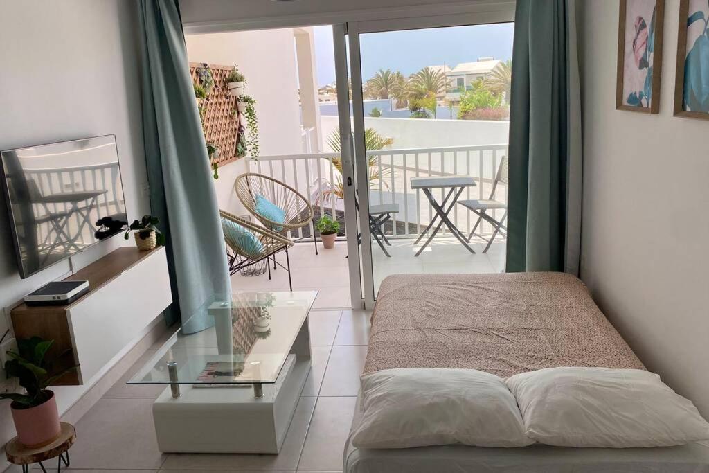 Апартаменты Oasis View Lanzarote Коста-Тегисе Экстерьер фото