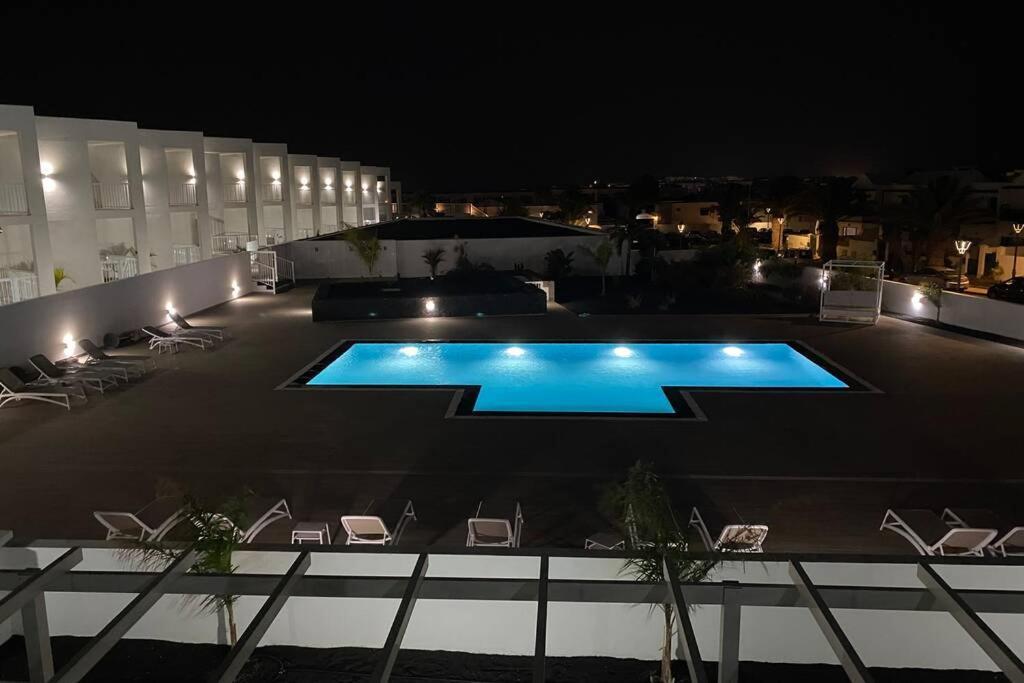 Апартаменты Oasis View Lanzarote Коста-Тегисе Экстерьер фото